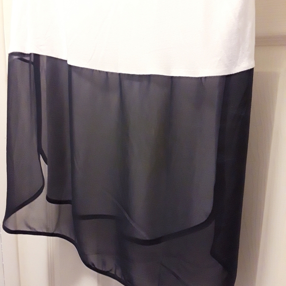 T-Banana Republic Color Block Tank - Picture 8 of 8